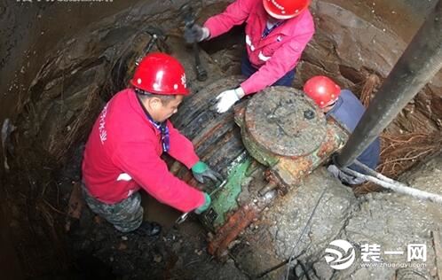 乌鲁木齐装修网:水业集团老旧供水阀门集中更换