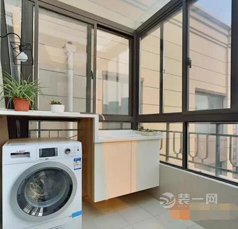 简约不失风韵 90平米简约风格装修案例效果图